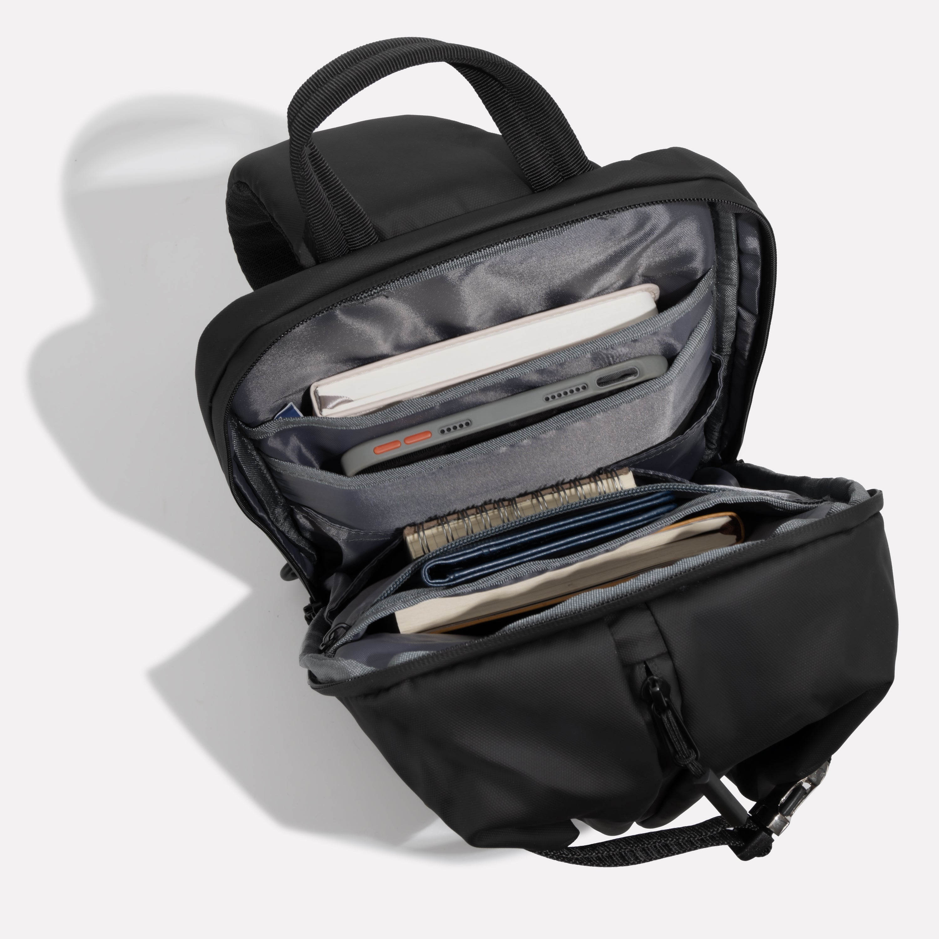 Expandable Anti-Theft Chest Bag